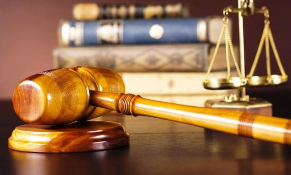 giải quyết tranh chấp thương mại bằng tòa án